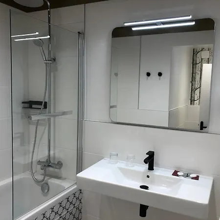 モデルナ シェルブール・アン・コタンタン