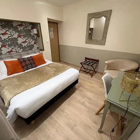 Hotel Moderna 3*