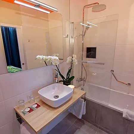 Otel Moderna Cherbourg-en-Cotentin