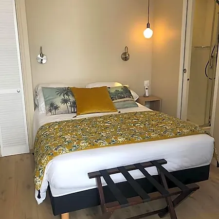 Moderna Otel