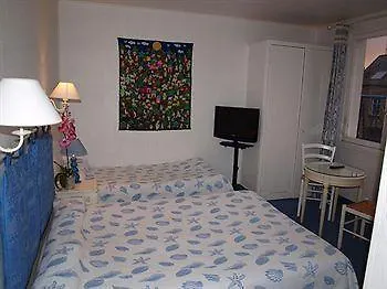 Hotel Moderna 3*