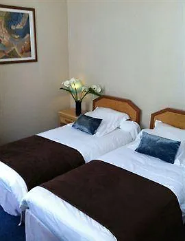 Hotel Moderna 3*