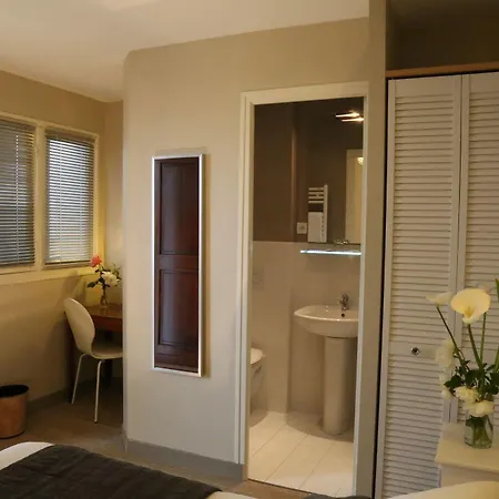 Hotel Moderna Hotel