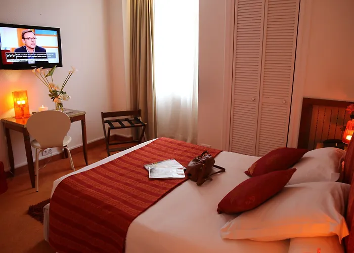 Hotel Moderna Hotel 3*